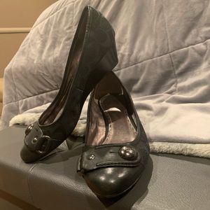 Coach wedges